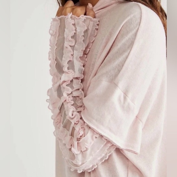 Free People On Your Sleeve Twofer Mesh Long Sleeve Ruffled Top Medium EUC - Picture 2 of 6